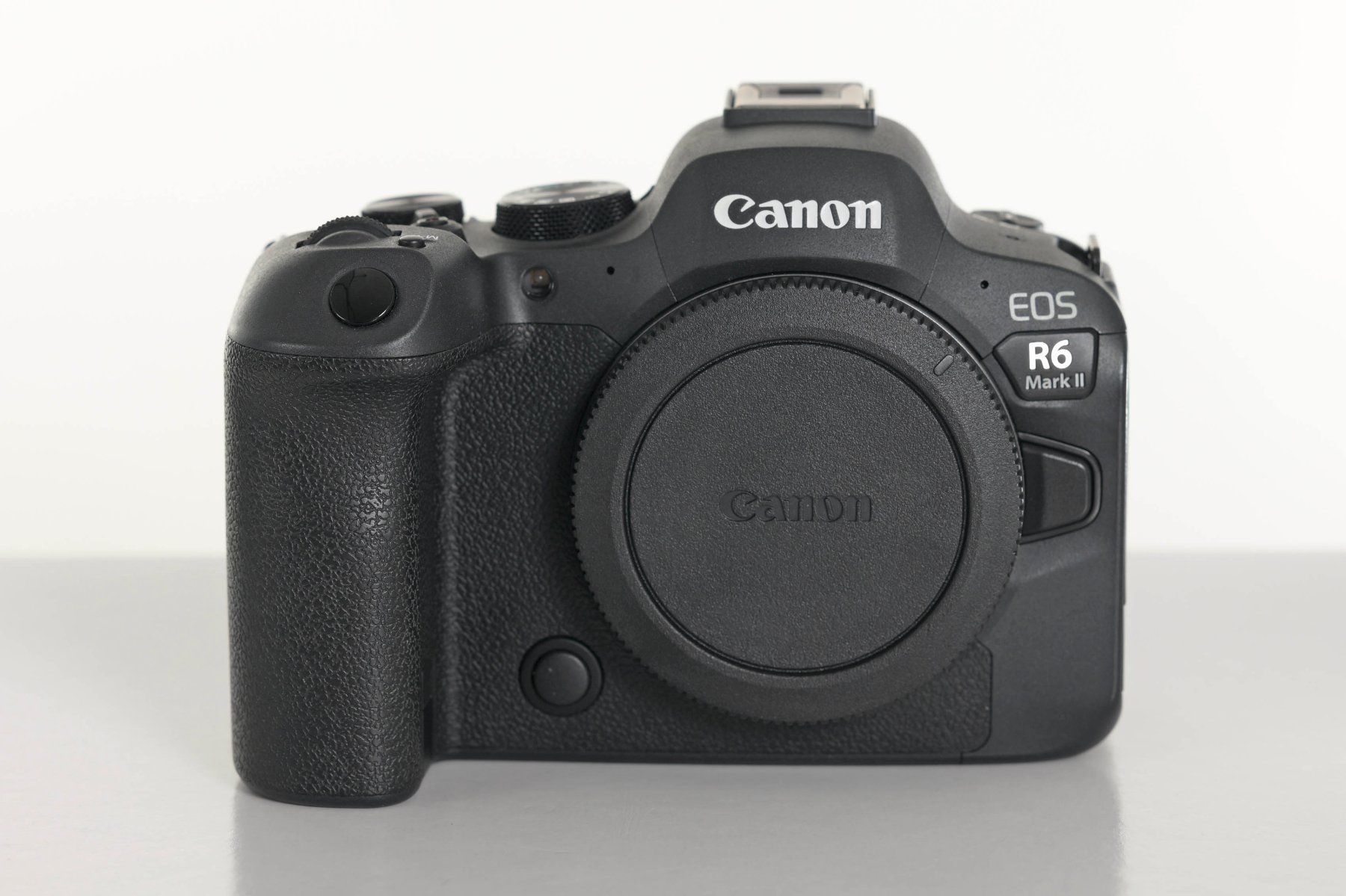 Canon Kamera: Canon EOS R6 Mark II – Gebraucht aus Wädenswil von tevyag