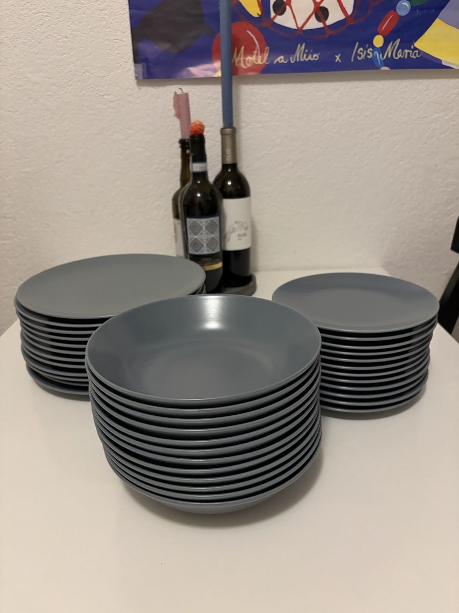 Ikea Geschirrsets: Teller Set Ikea – Gebraucht aus St. Gallen von ann_62px 1