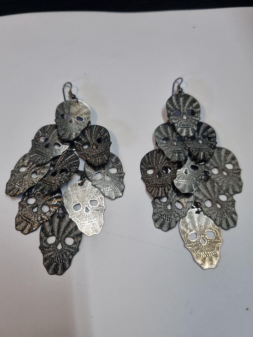 Ohrringe & -stecker: Coole Ohrringe Totenkopf, neu – Neu und originalverpackt aus Figino von MabaStore24 1