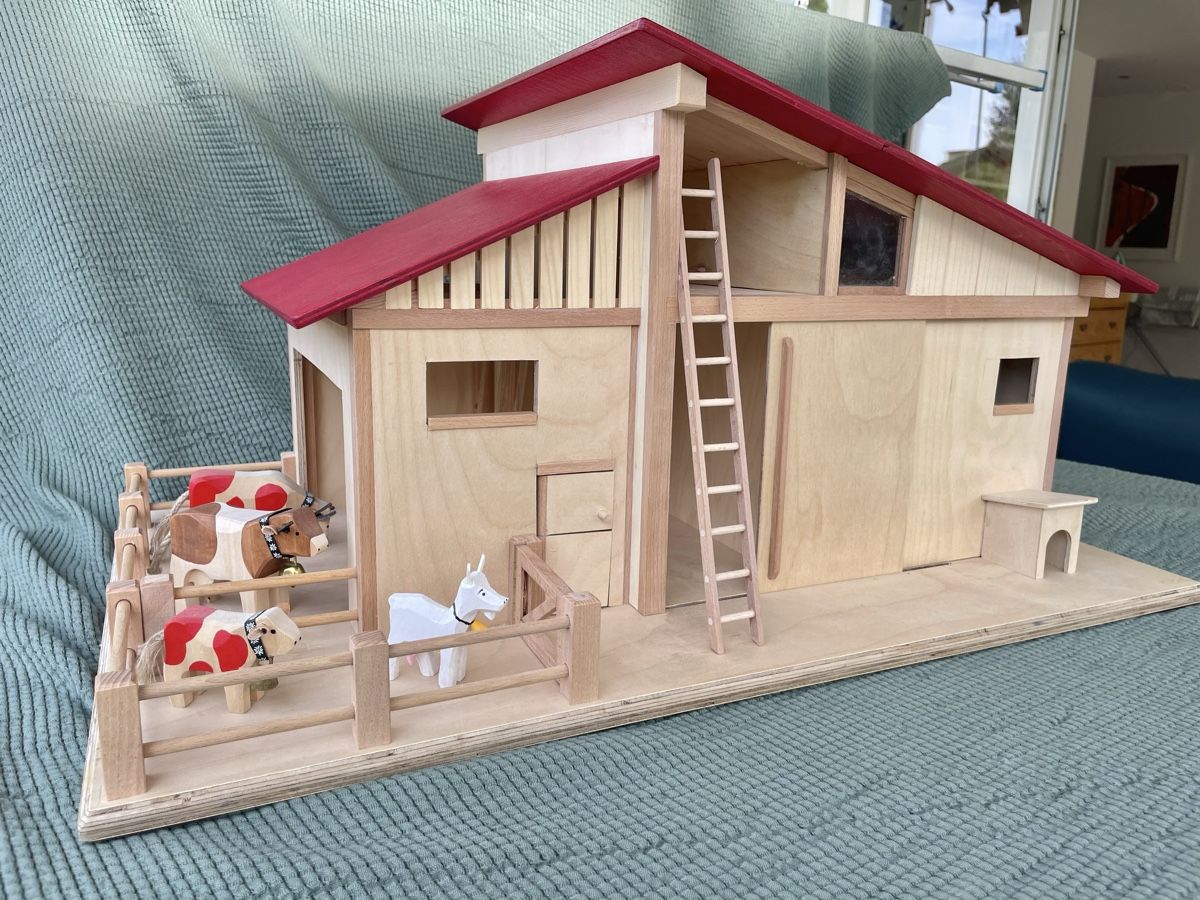 Giocattoli: Bauernhof mit Stall und Wohnhaus – Nuovo (secondo la descrizione) da Münchenbuchsee venduto da asc_9khr 5