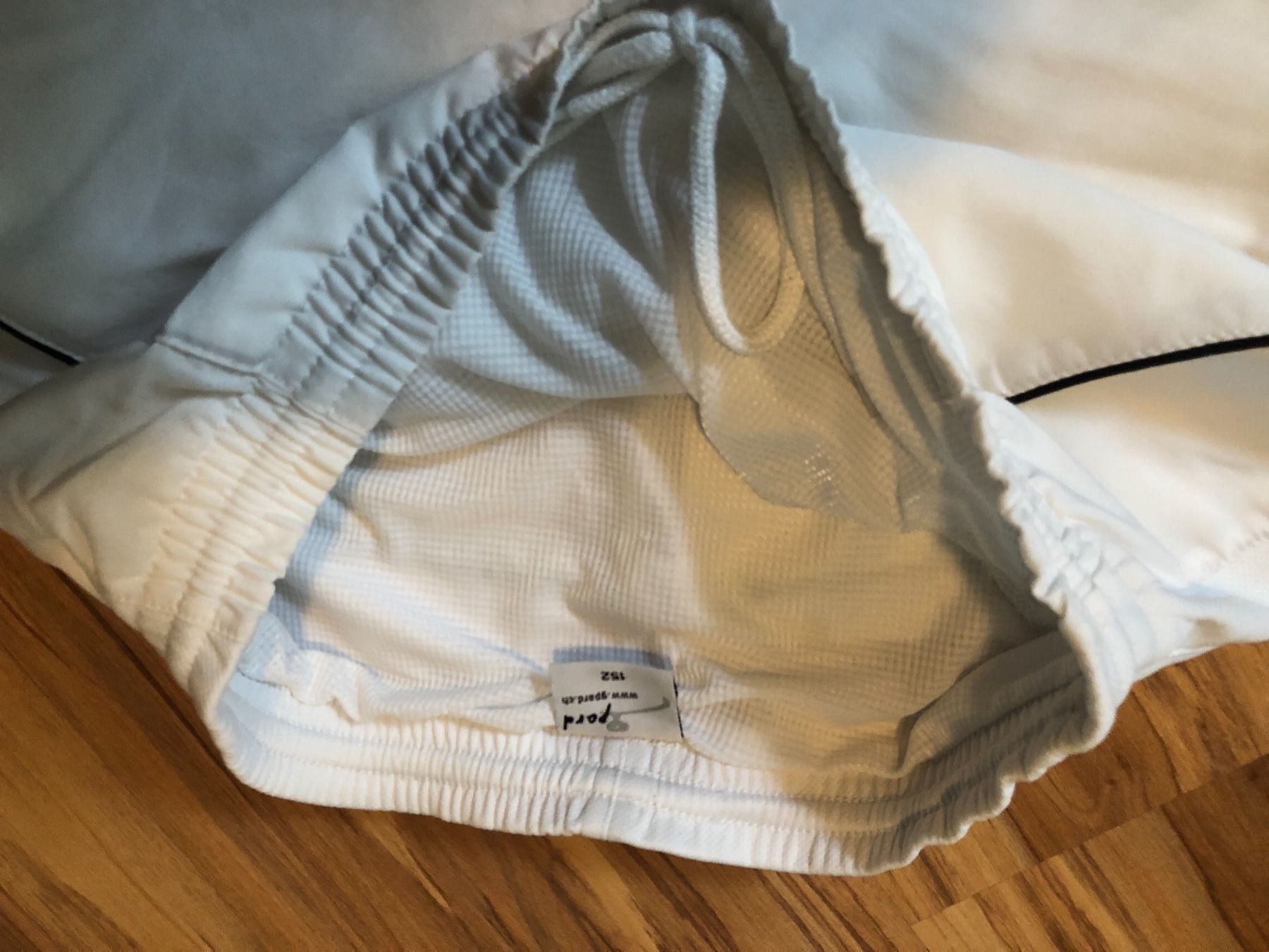 Pantaloni: Gpard Sportshorts weiss152 – Usato da Neftenbach venduto da Anba78 1