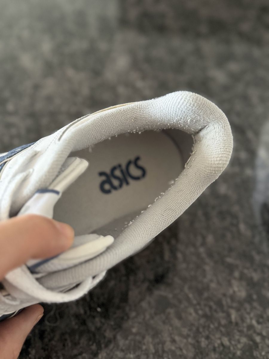 Asics Scarpe da uomo: Asics Sneaker, Grösse EUR44.5 , Weiss/Blau – Usato da Pfäffikon SZ venduto da Pikn 4