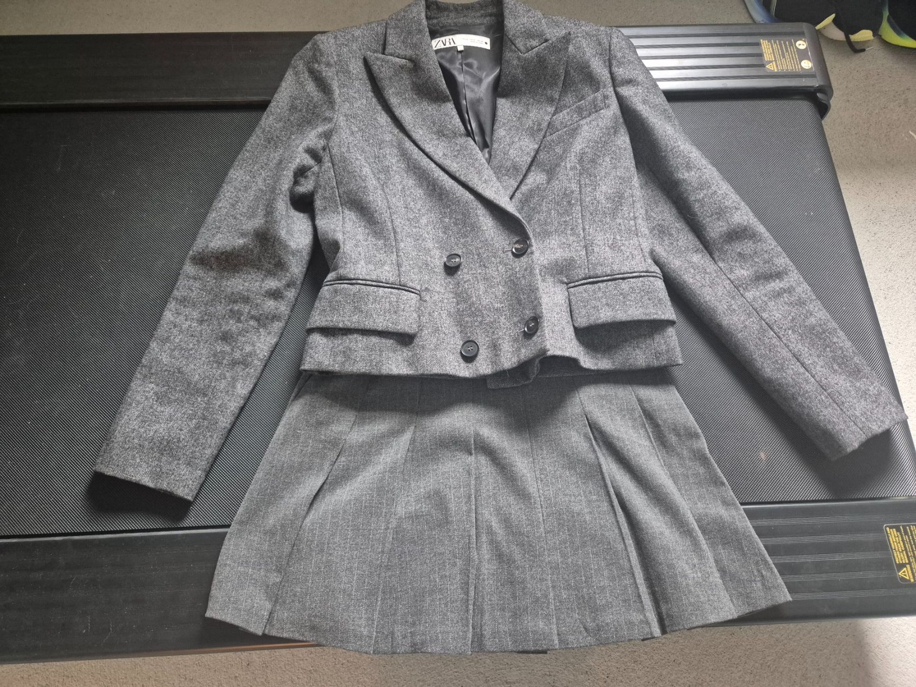 Zara Giacche: Kurzblazer grau – Nuovo (secondo la descrizione) da Schaanwald venduto da Gismo034 5