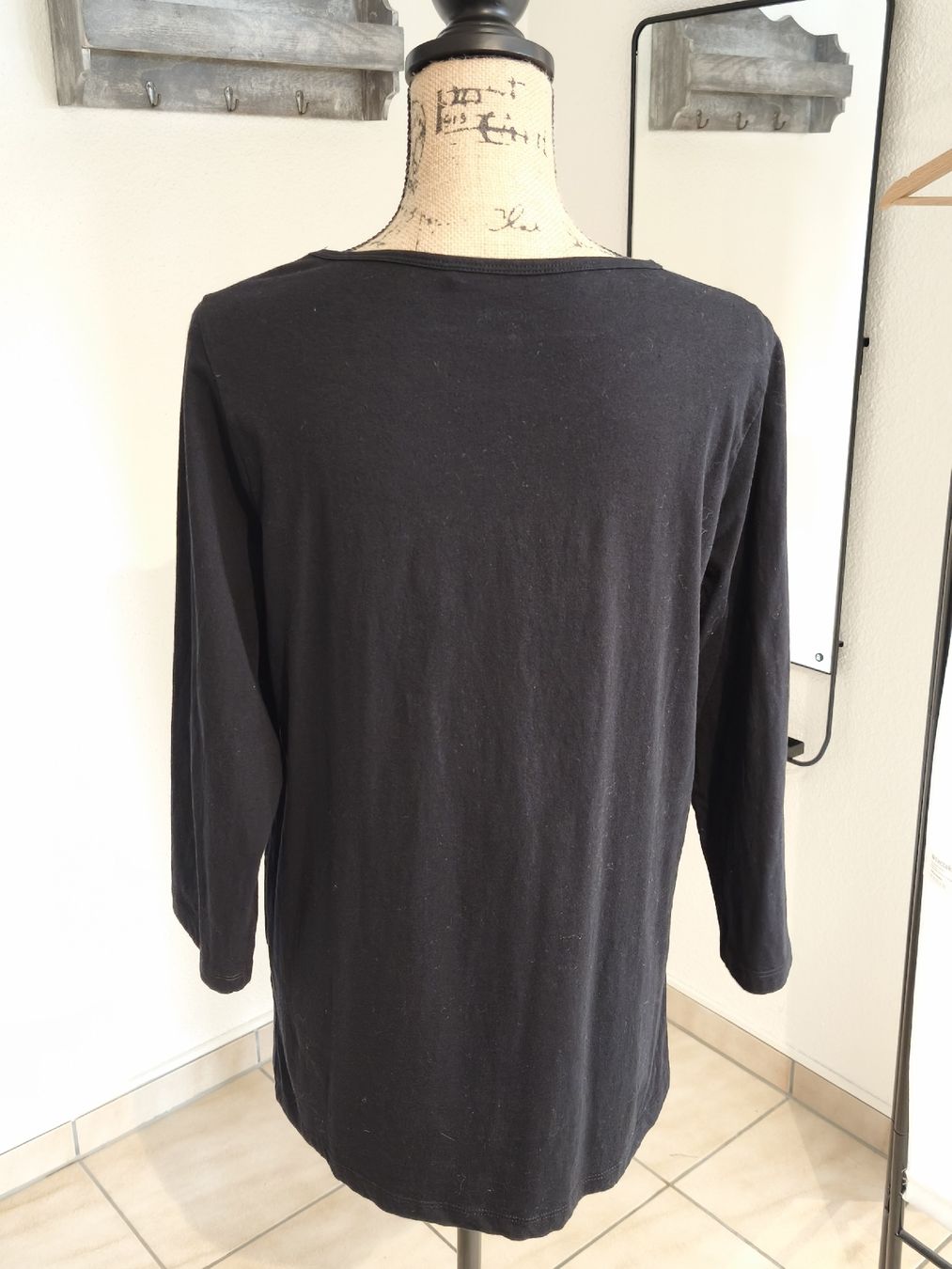 Maglioni & Felpe: Chicorée Shirt Schwarz Grösse XL  – Usato da Emmetten venduto da SecondhandSiska 3
