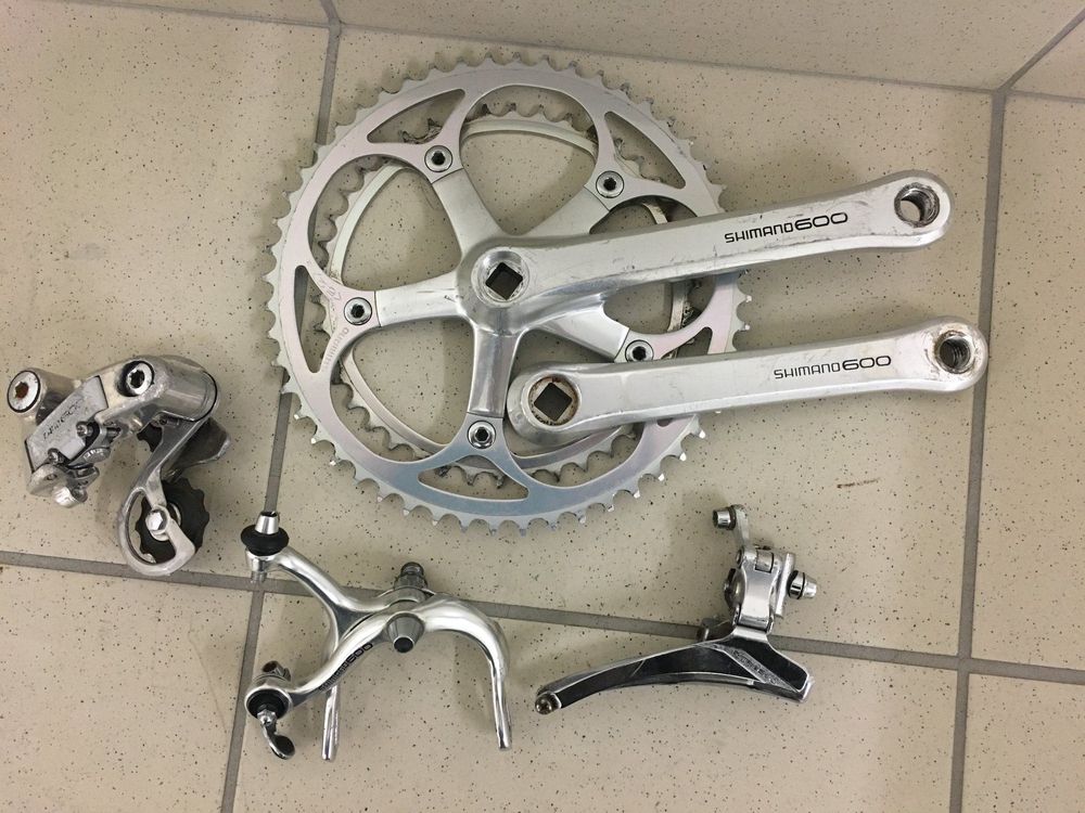 CARTON LOT REVENDEUR DIVERS PIECES VELO SHIMANO LOOK