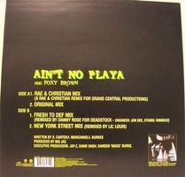Jaÿ-Z* Feat. Foxy Brown – Ain't No Play