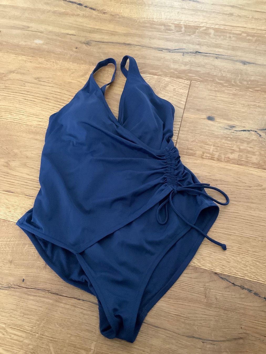 Badekleider & Bikinis: Umstandsbadeanzug Grösse 42 – Gebraucht aus Bubikon von ser_8hky