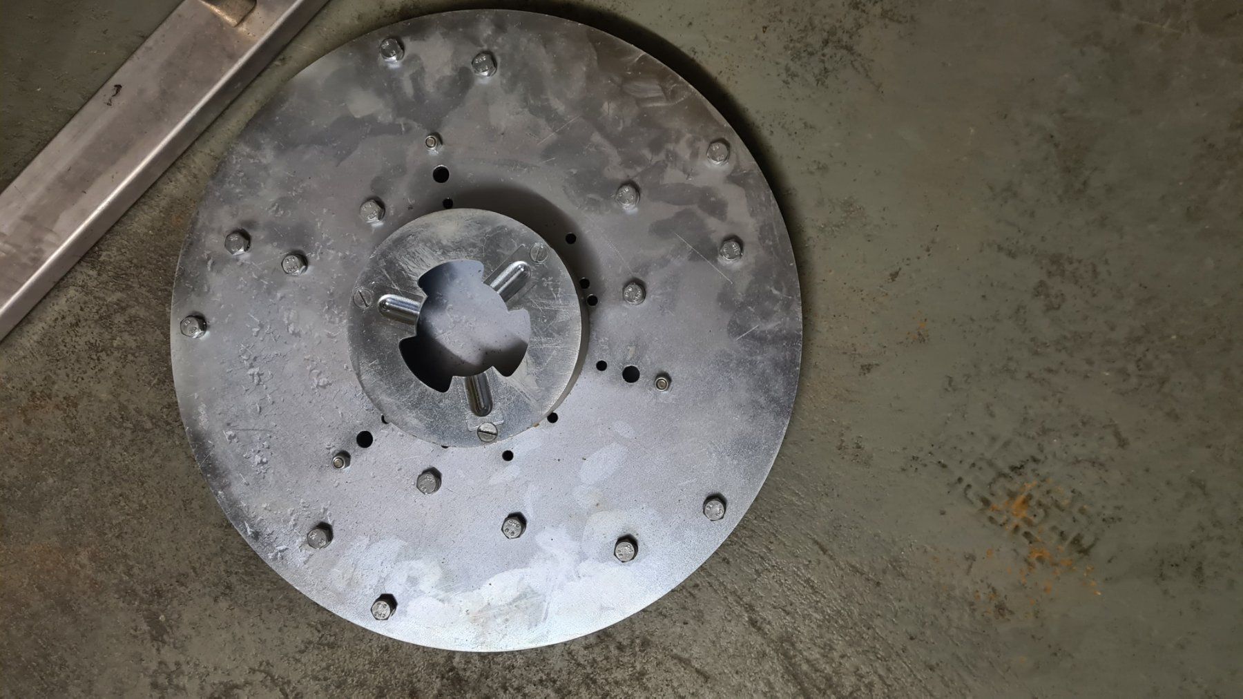 Tutti gli attrezzi: Schleifteller – Nuovo e nell'imballaggio originale da Au SG venduto da fiat27 1