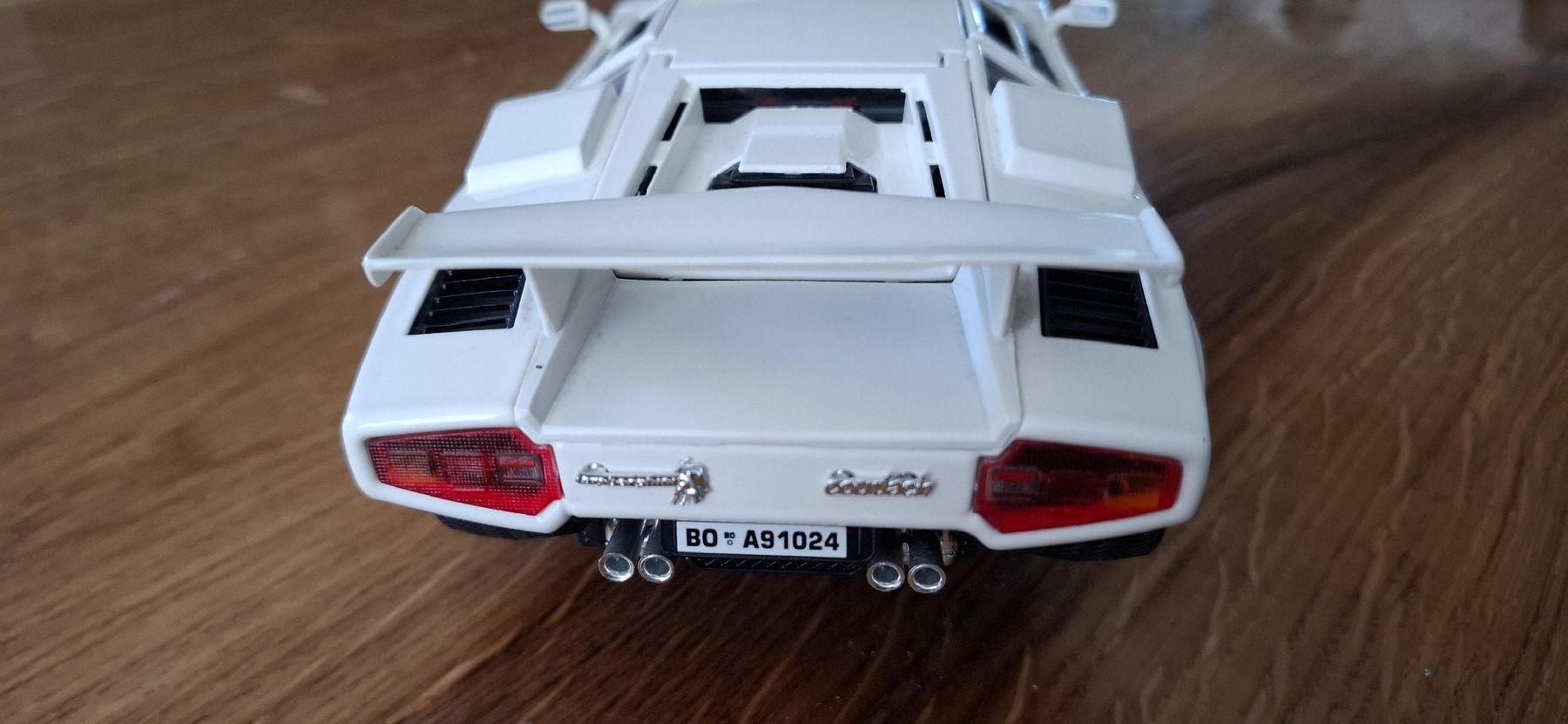 Lamborghini Modellini d'auto: Modellauto Lamborghini countach 1:18 – Usato da Guntershausen venduto da Jtattoo 2