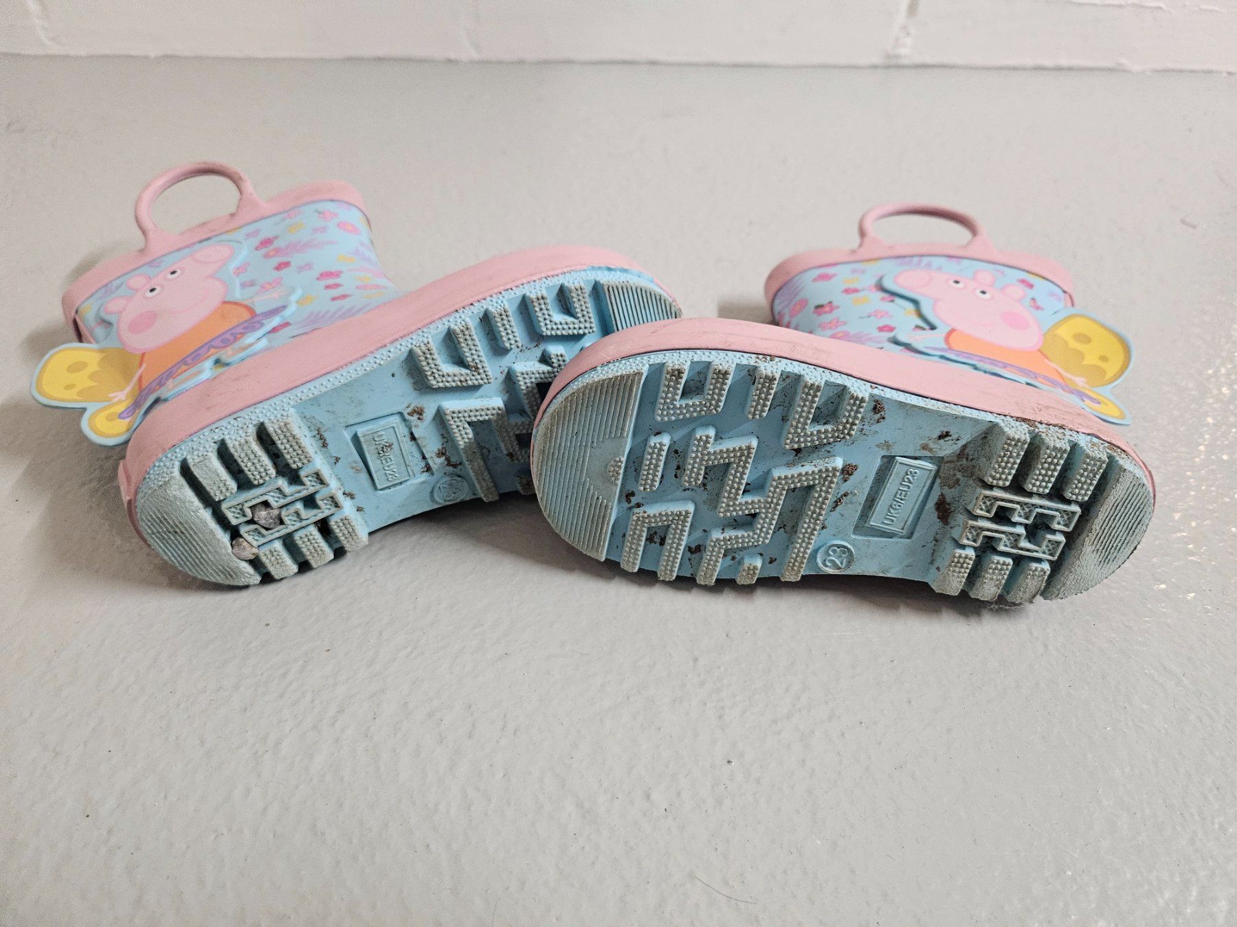 Chaussures filles: Peppa Gummistiefel 23 – D'occasion à Kefikon TG par Livline 1