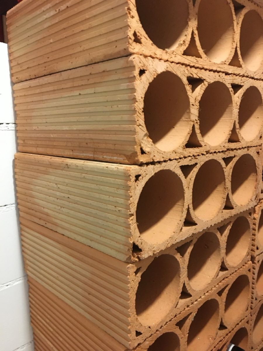 Scaffali: Weinregal Tonziegel rustikal – Usato da Bäretswil venduto da and_scm5 1