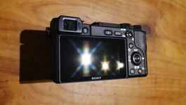 Sony Alpha A6400 + 1650mm OSS + 7 Akkus + L-Bracket