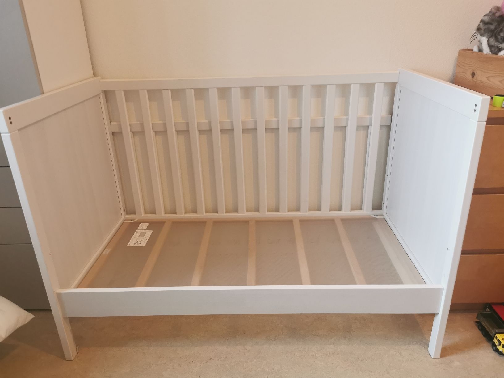 Ikea Letti: Kinderbett mit Gitter – Usato da Zürich venduto da lot_b6m9