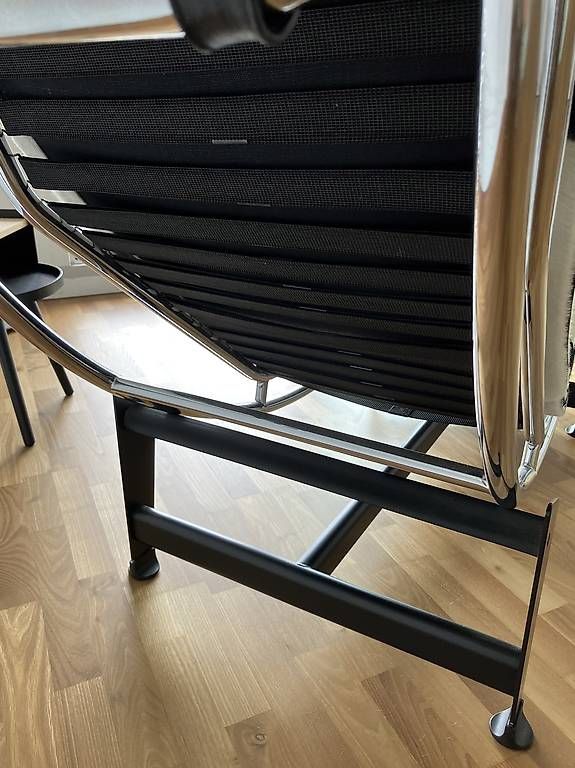 Sedie a sdraio: Designer Corbusier Replika Liege verstellbar – Usato da Bönigen venduto da SalesladySO 1