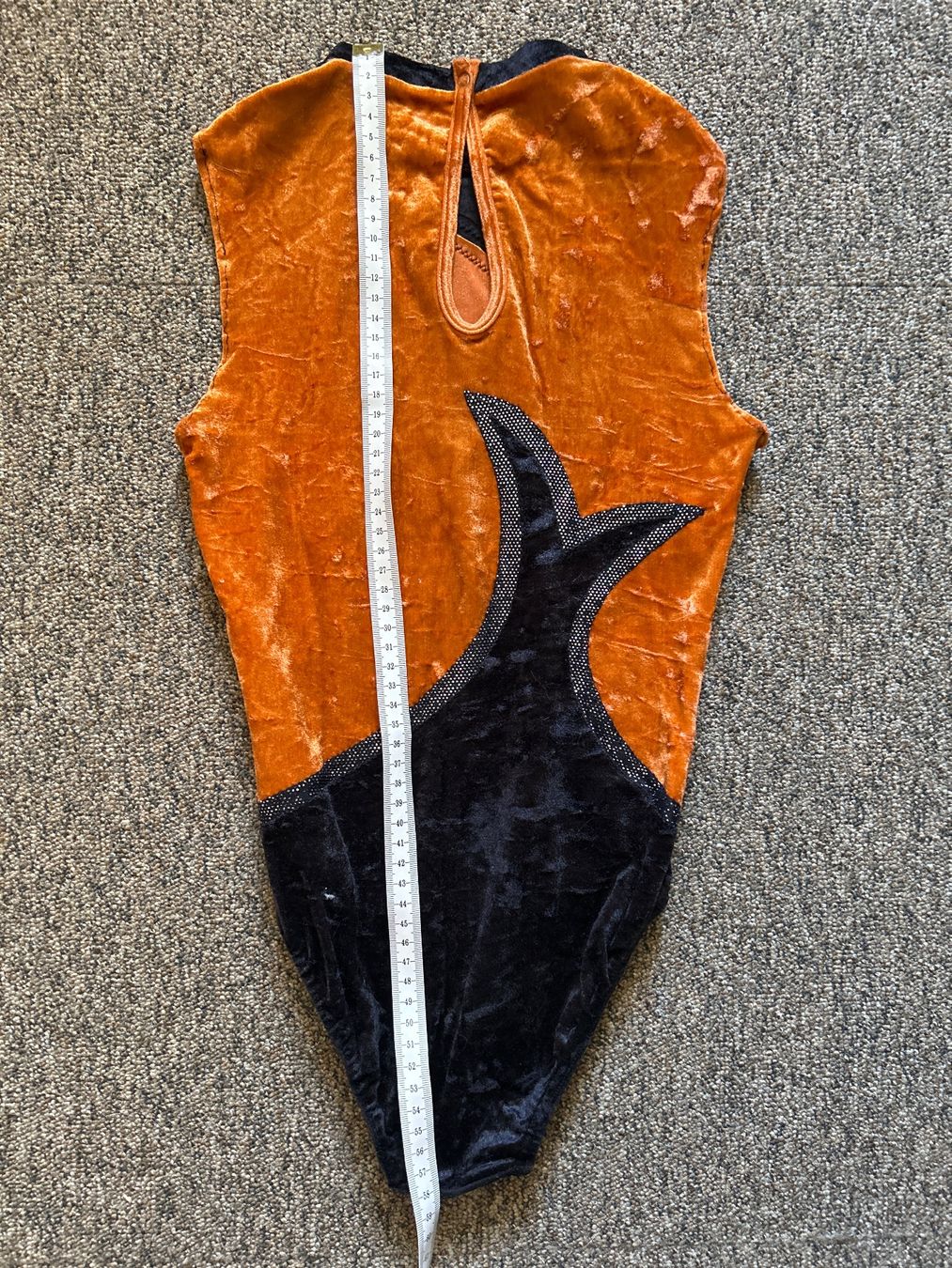 Scarpe, pantaloni & magliette da ginnastica: Turndress 152 – Usato da Basel venduto da rosna 2