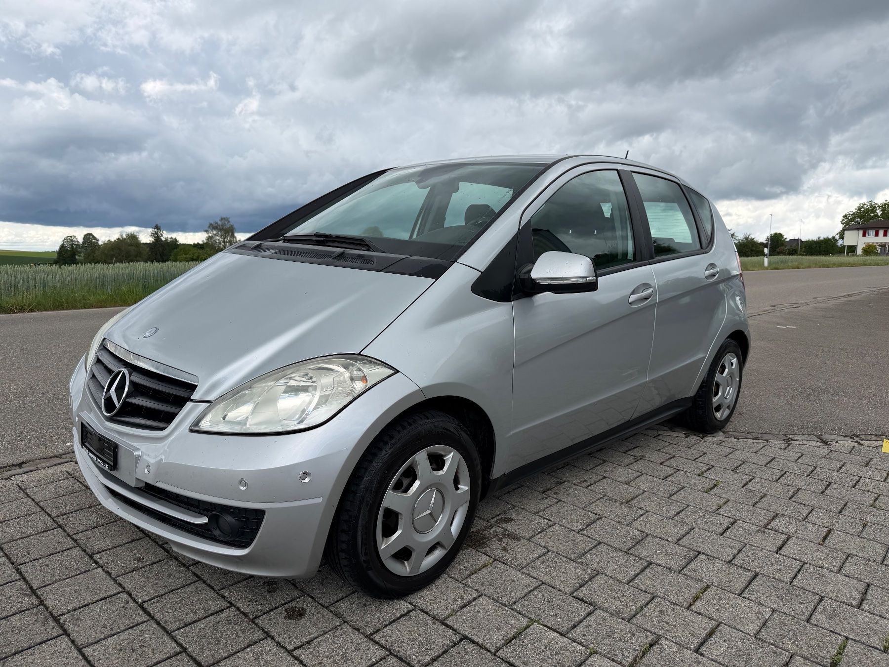 Mercedes-Benz Automobili: Mercedes Benz A 160 – Usato da Brütten venduto da abbate1