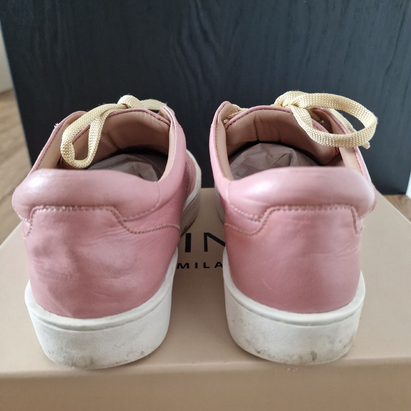 Twinset Damenschuhe: Sneakers Twinset Gr. 35 – Gebraucht aus Mönchaltorf von nzhuravel 2