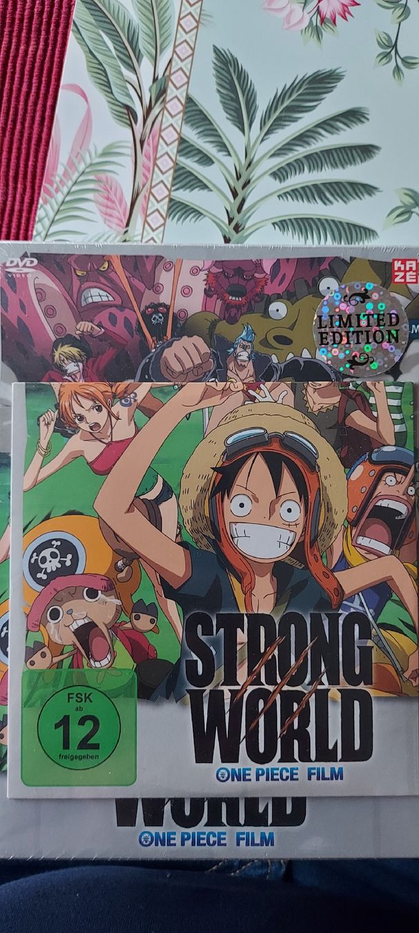 Tous les DVDs: One Piece film 10 Strong World – Neuf avec emballage d'origine à Luzern par 71memory