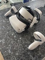 Meta Quest 2 VR Brille mit Controllern gebraucht