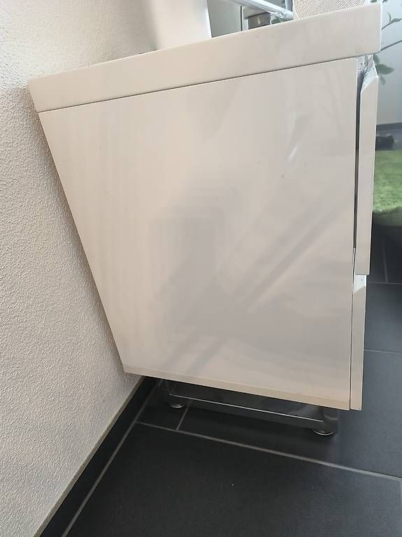 Meubles TV: TV-Möbel / Sideboard weiss – D'occasion à Vordemwald par Mueuer 1