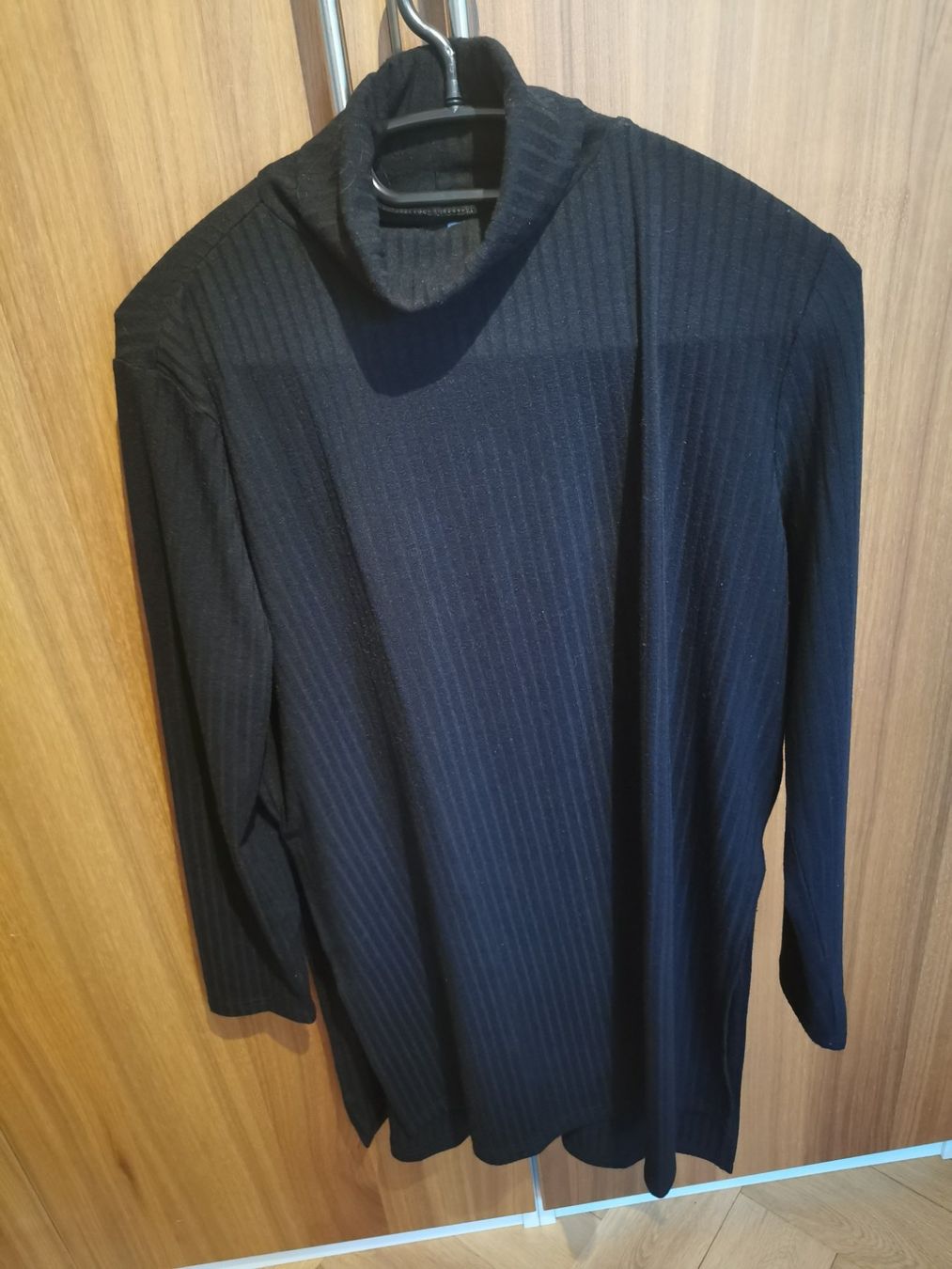H&M Pulls & Sweat-shirts: Rollkragenpullover – D'occasion à Bern par Linii