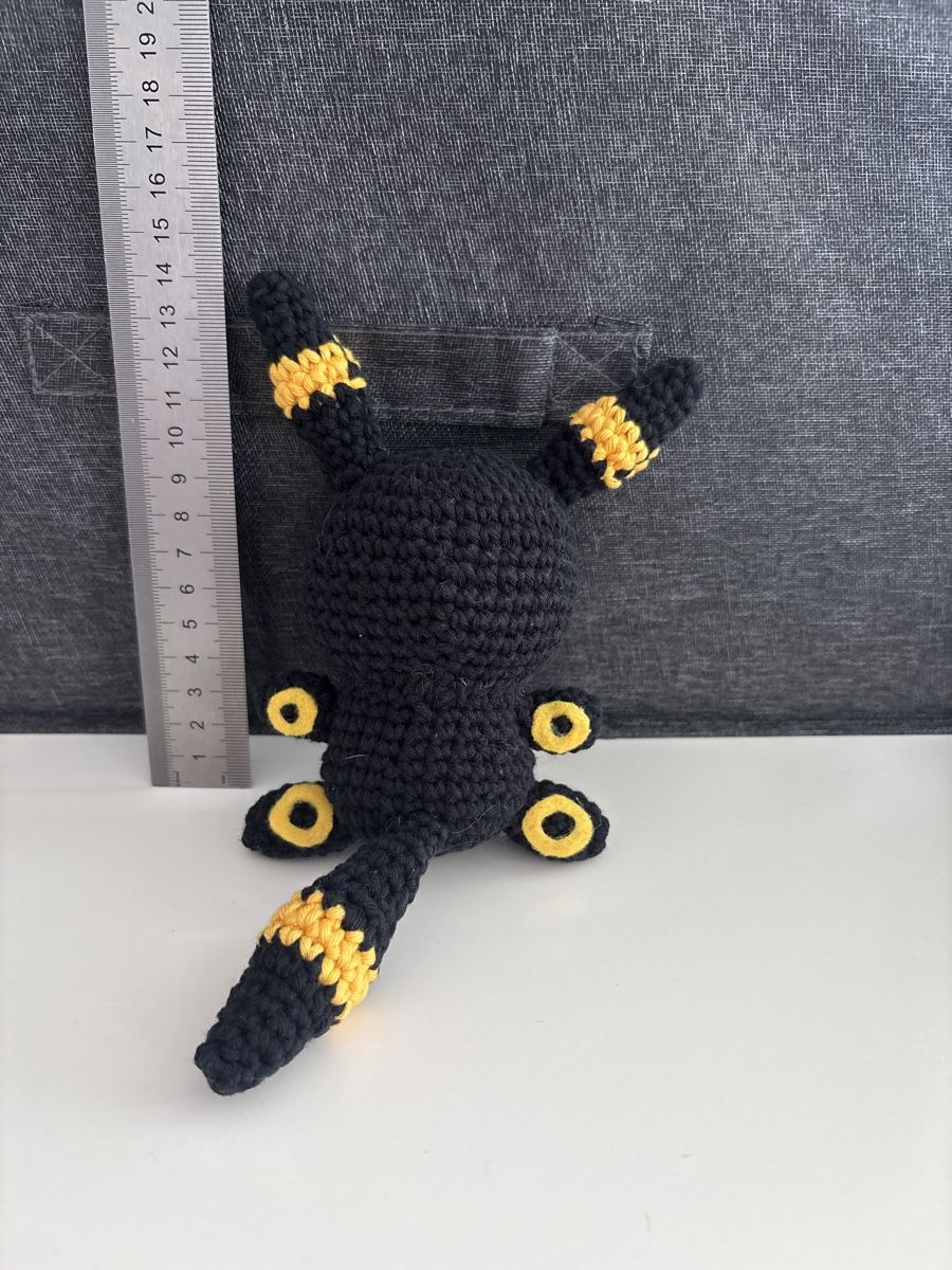 Giocattoli: Handmade crochet Pokémon Umbrian – Nuovo (secondo la descrizione) da Kerzers venduto da jas_c692 1
