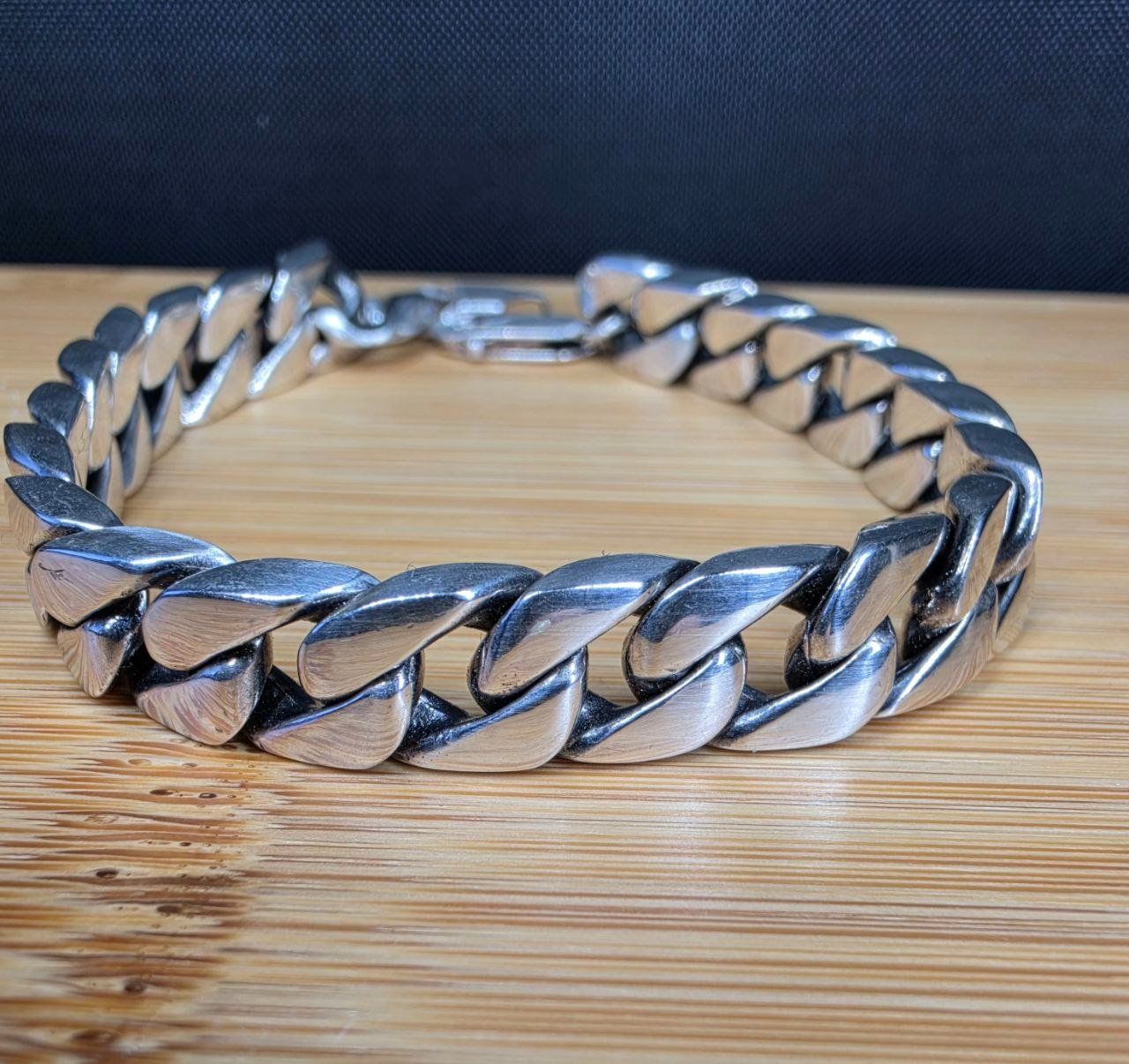 Bracelets: Bracelet argent – D'occasion à Reconvilier par MARCLAT