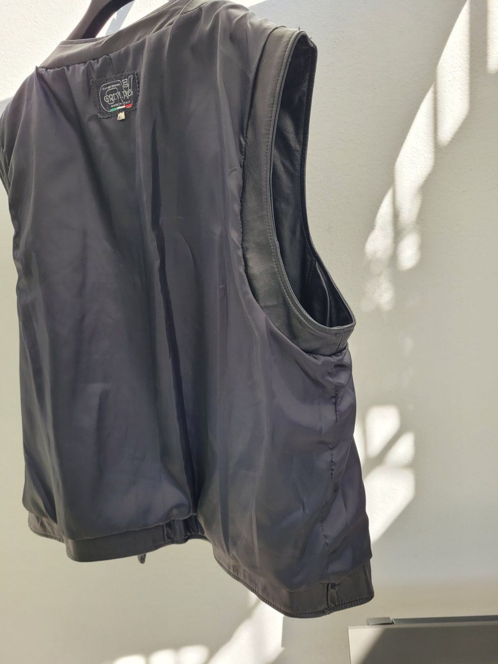 Gilet & Giacche: Leder Gilet – Nuovo (secondo la descrizione) da Balsthal venduto da Marche 5