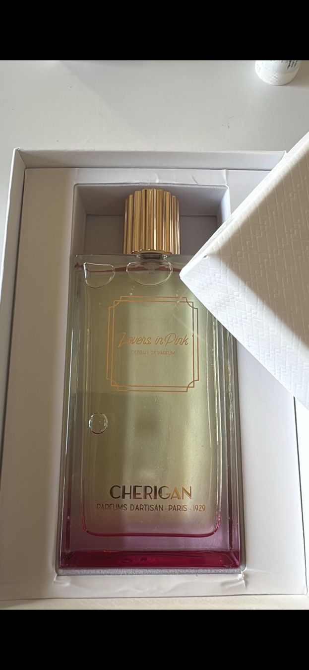 Profumi & Eau de Toilette: 5ml decant Cherigan Lovers in Pink – Nuovo (secondo la descrizione) da Kriens venduto da Cloudyroom