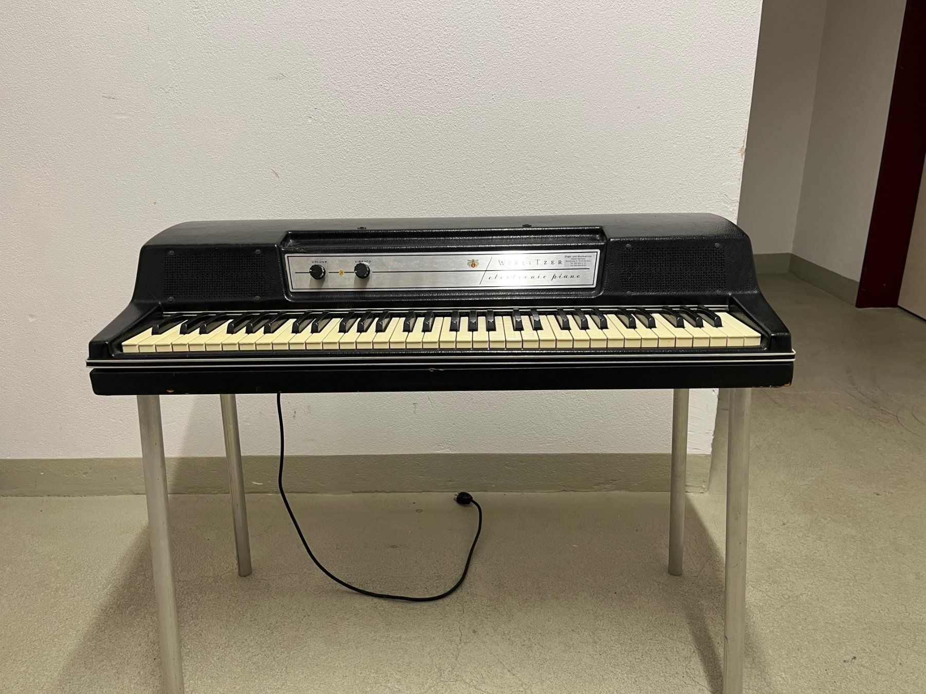 Wurlitzer Strumenti musicali: Wurlitzer Electronic Piano 200A – Usato da Baden venduto da Schuemli1