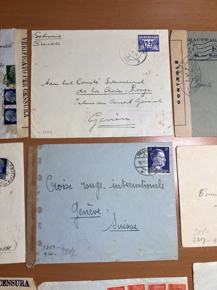 Tutti i francobolli: Rote Kreuz Briefe, Genf, WWll 14 stk. – Usato da Riehen venduto da Higgins7 2