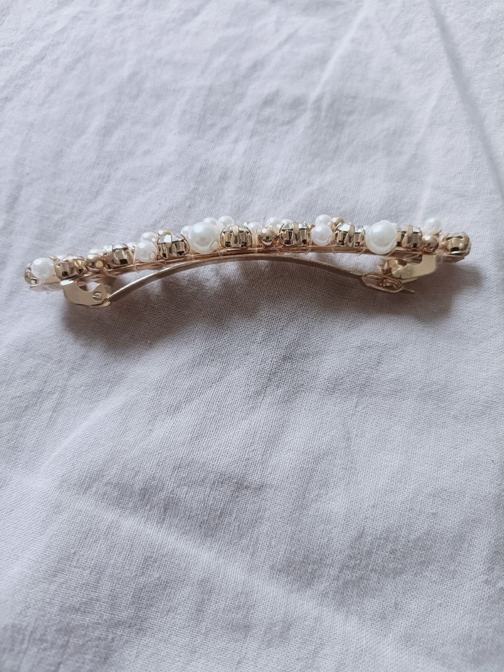 Accessori per capelli: Fermaglio per capelli con perle e strass – Usato da Basel venduto da Cinzia_B 1