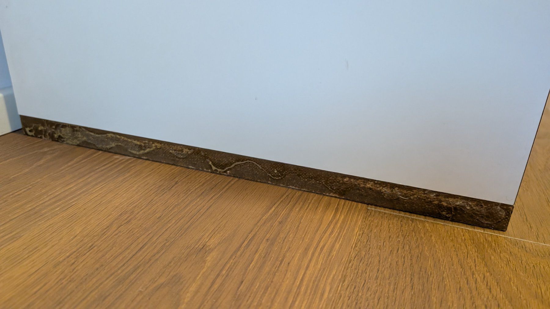Mobili TV: Gratis: Fernsehmöbel BHT 80 x 40 43 cm – Usato da Steinhausen venduto da Blusbueb 2