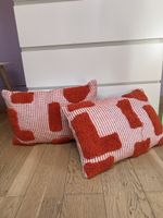 Coussins, orange et blanc 