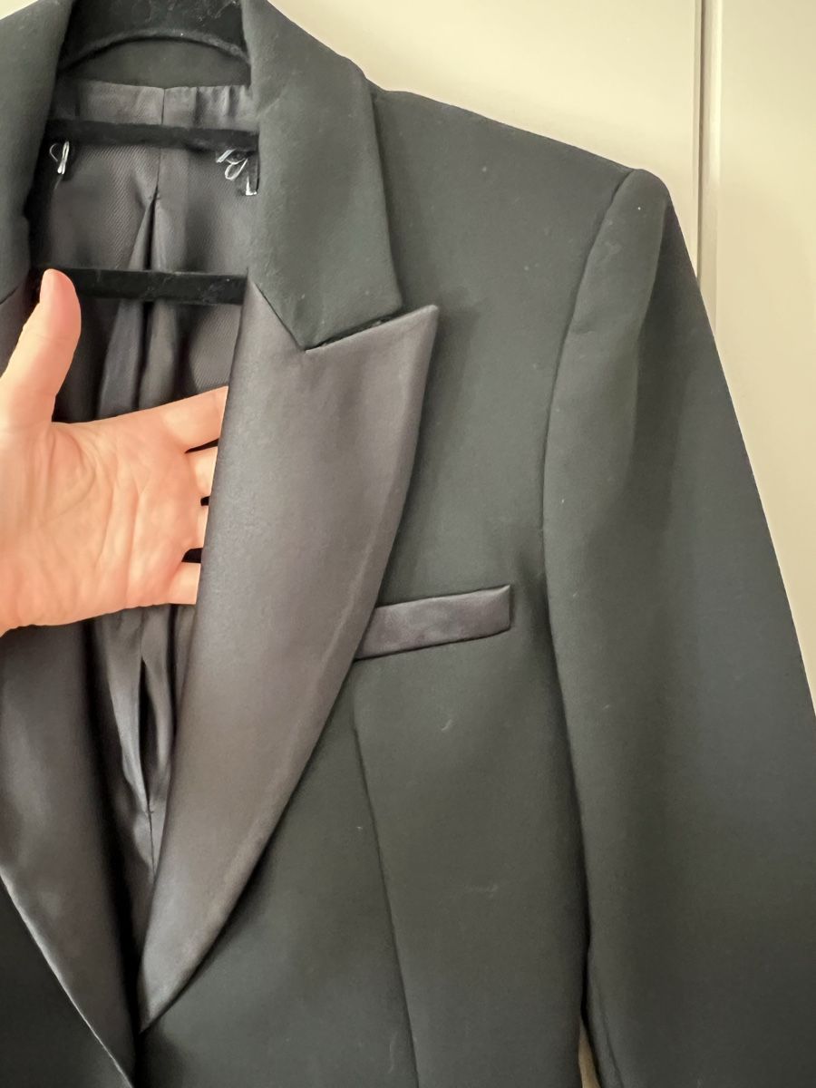 Vestes: Tuxedo style structured blazer  – D'occasion à Zollikon par jud_cmm9 2