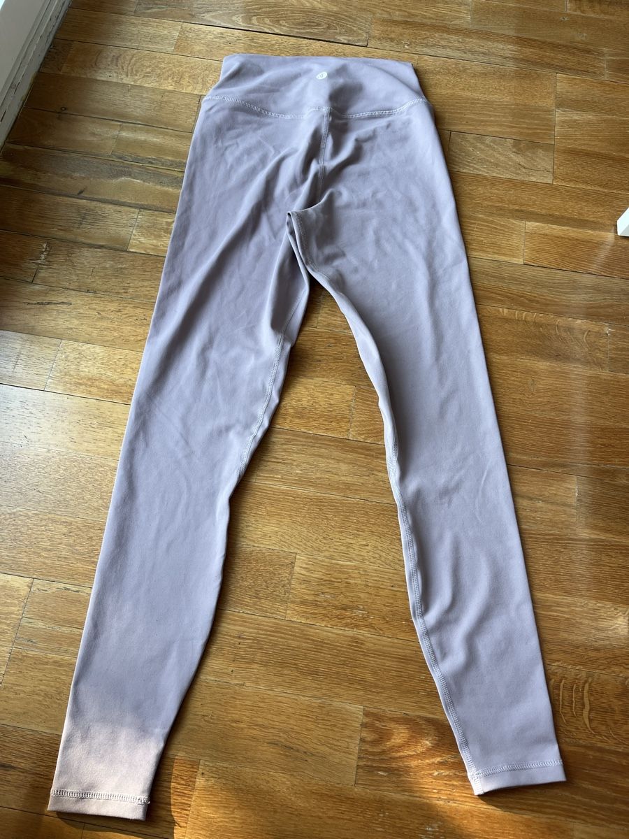 Aybl Leggings: AYBL Leggins – Usato da Ittigen venduto da str_9dw5 1