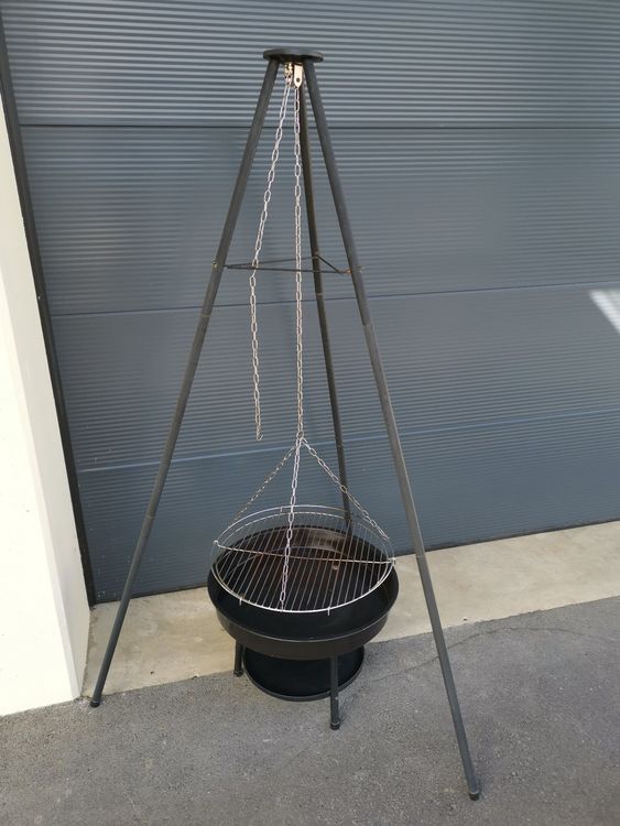 Dreibein Grill mit Feuerschale Kaufen auf Ricardo