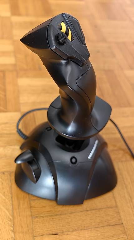 Controller: Joystick Trustmaster – Gebraucht aus Lausanne von lui_79h5 1