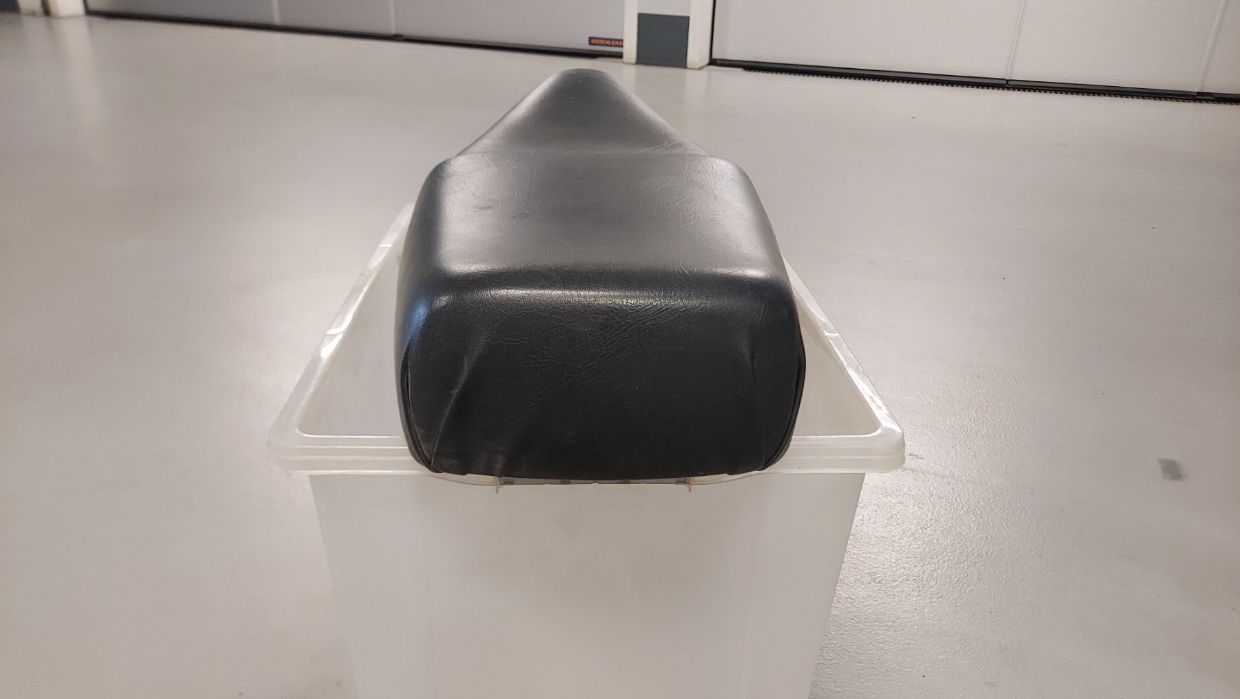Yamaha Tutti pezzi di ricambio per scooter: Selle pour Yamaha Beluga 125 – Usato da Satigny venduto da massimo-95 3