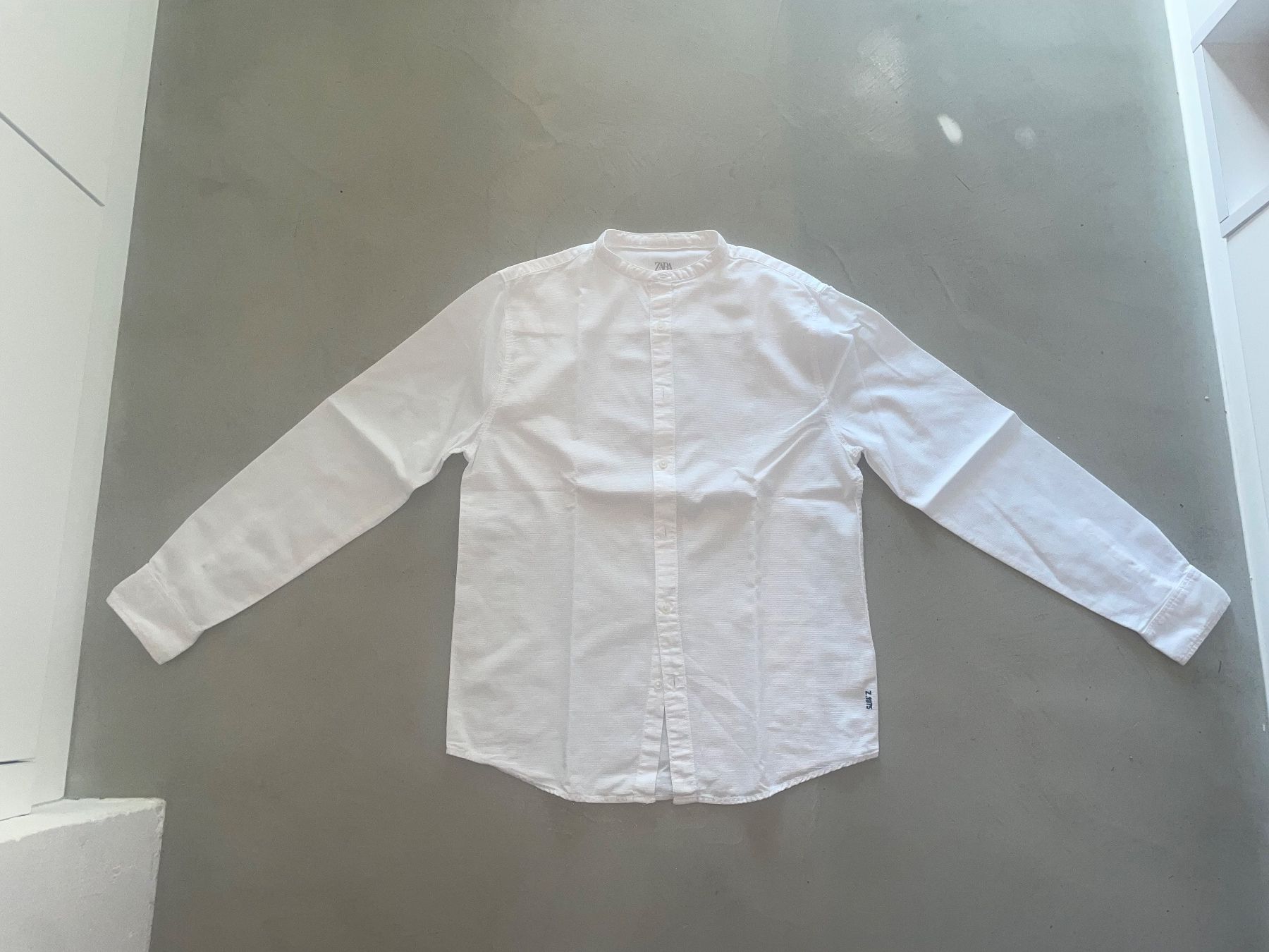 Zara Hemden, T-Shirts & Polos: Chemise Zara blanche – Gebraucht aus Sorens von rolf4widmer 1