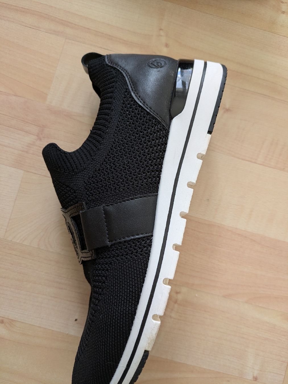 Scarpe da donna: Remonte Slipper Schwarz, Grösse 39 neuwertig – Nuovo (secondo la descrizione) da Rieden AG venduto da juliarieden 5