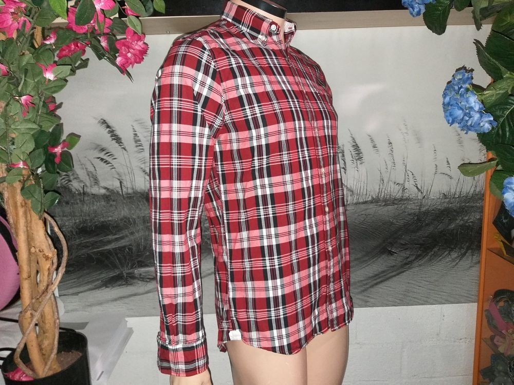 Tommy Hilfiger Camicie: Chemise / Hemd TOMMY HILFIGER  Taille / Grosse S .... – Usato da Cossonay-ville venduto da Super-Price-Quality 5