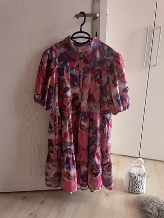 Kleid