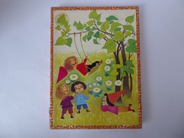Penelope Holz Puzzle Kinder beim Spielen