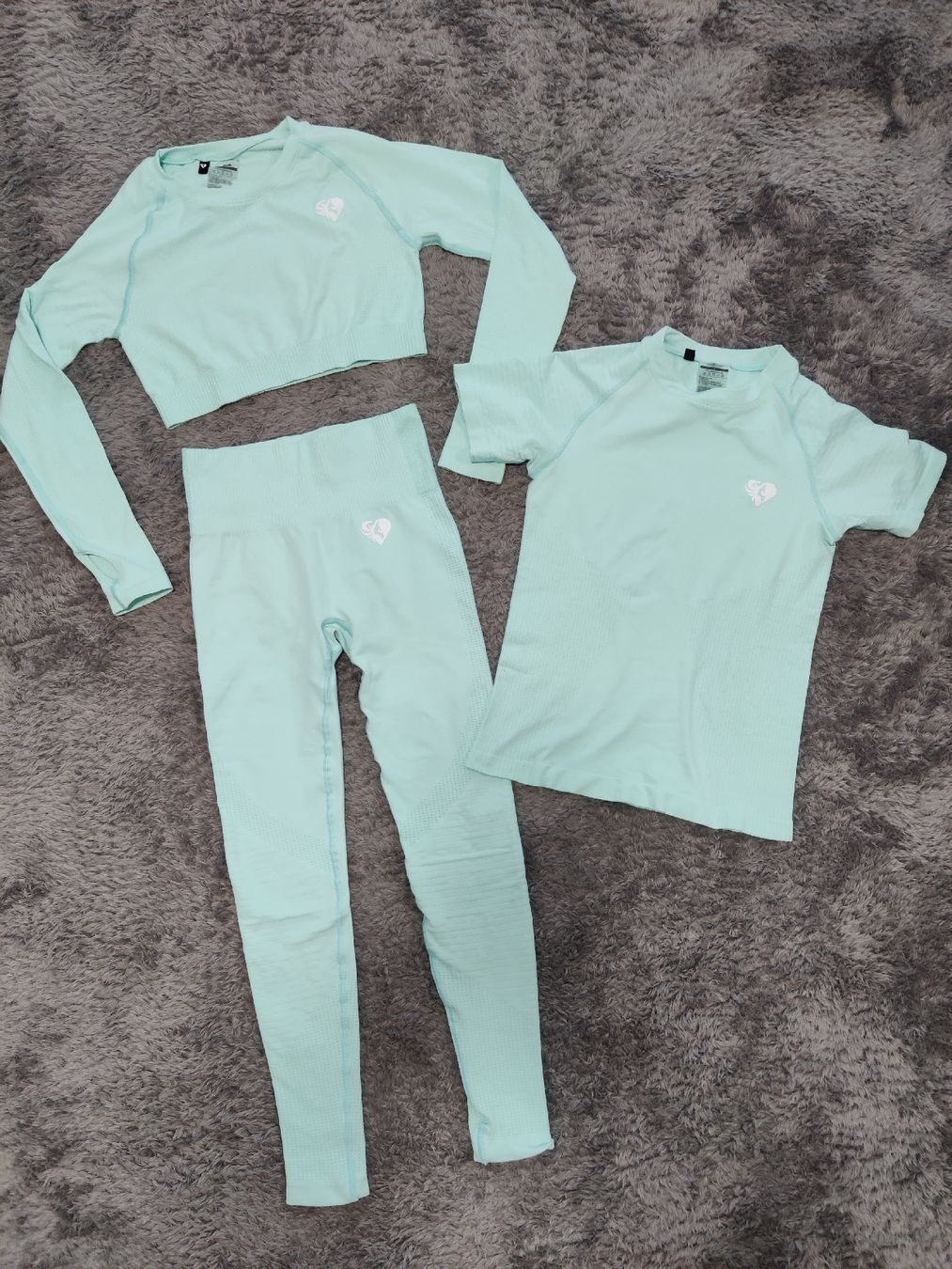 Lotti di vestiti: Womens Best Sport Set – Nuovo (secondo la descrizione) da Pieterlen venduto da Saemelili