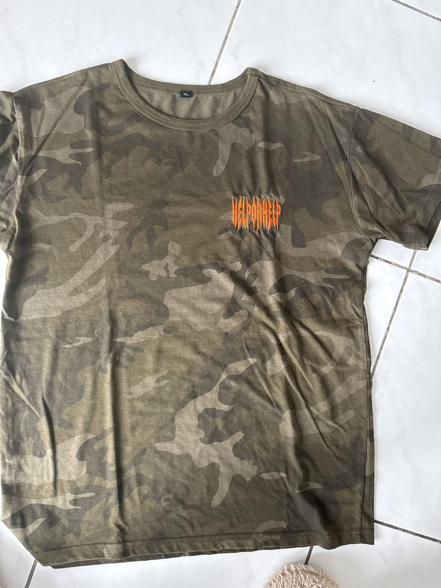 T-shirt: T-Shirt Gr XL – Usato da Zell ZH venduto da Guffos 1