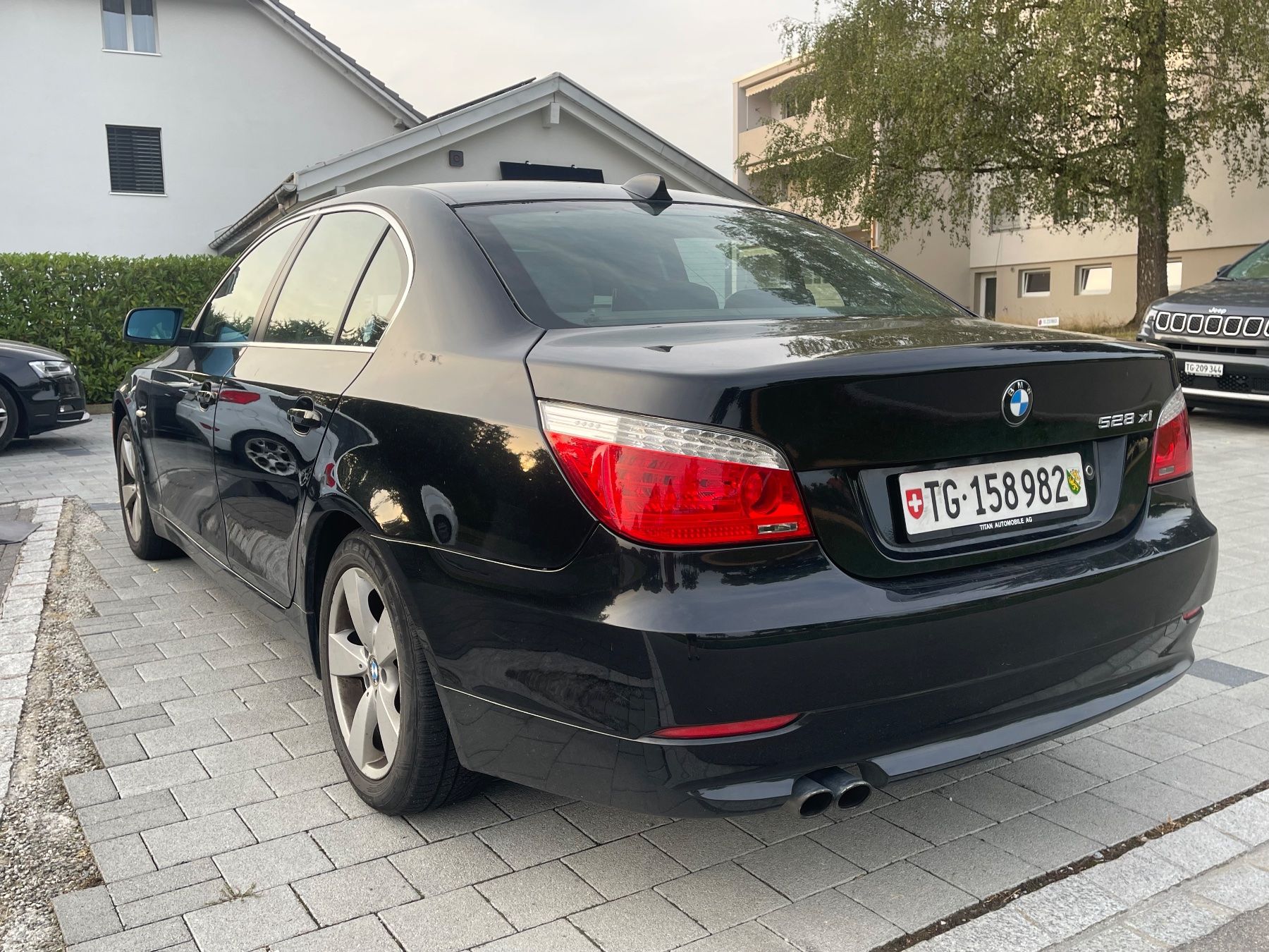 BMW Autos: BMW 528Xi – D'occasion à Kümmertshausen par spe_8hlh 1