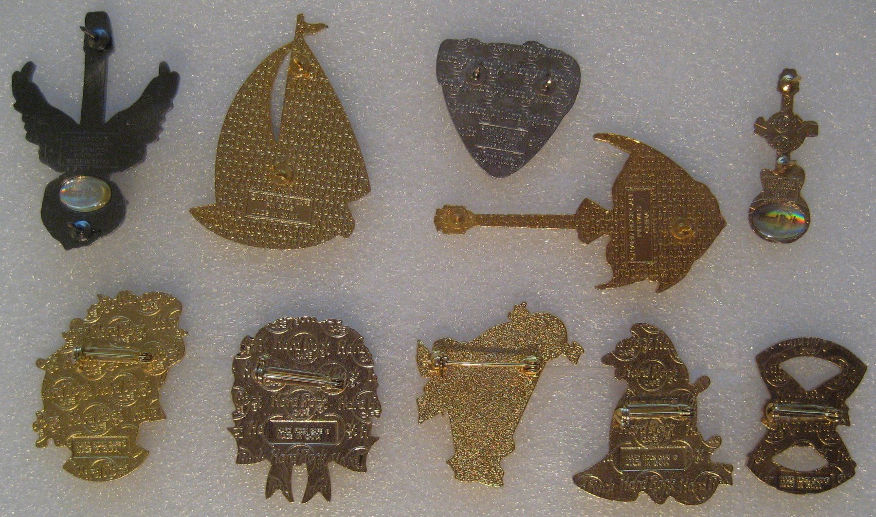Hard Rock Cafe Plaketten & Abzeichen: 10 Hard Rock Cafe Pins Set #7 von 8 – Gebraucht aus Emmenbrücke von tms1122 2