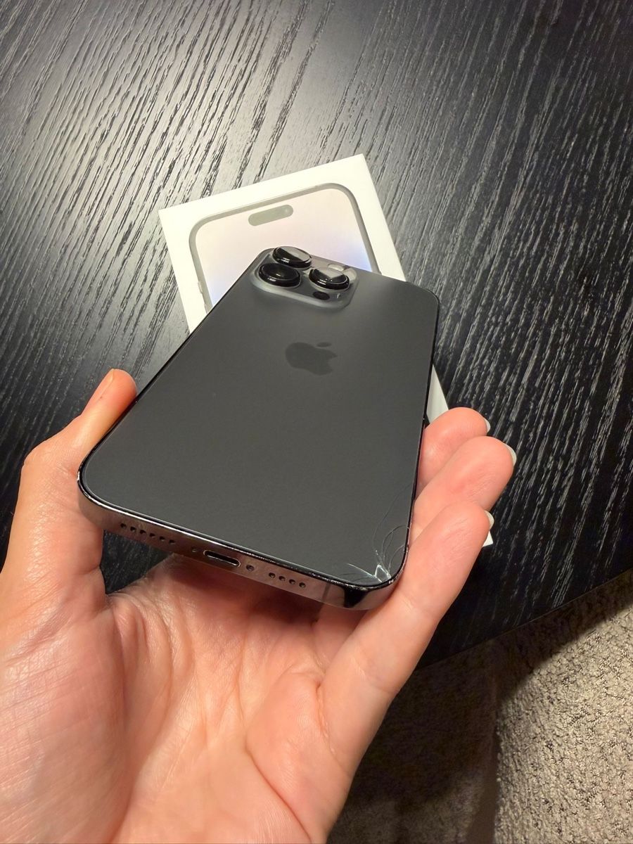 Apple Telefoni cellulari / Smartphones: iPhone 14 Pro Max 256GB Space Black – Usato da Waltenschwil venduto da inci7 3