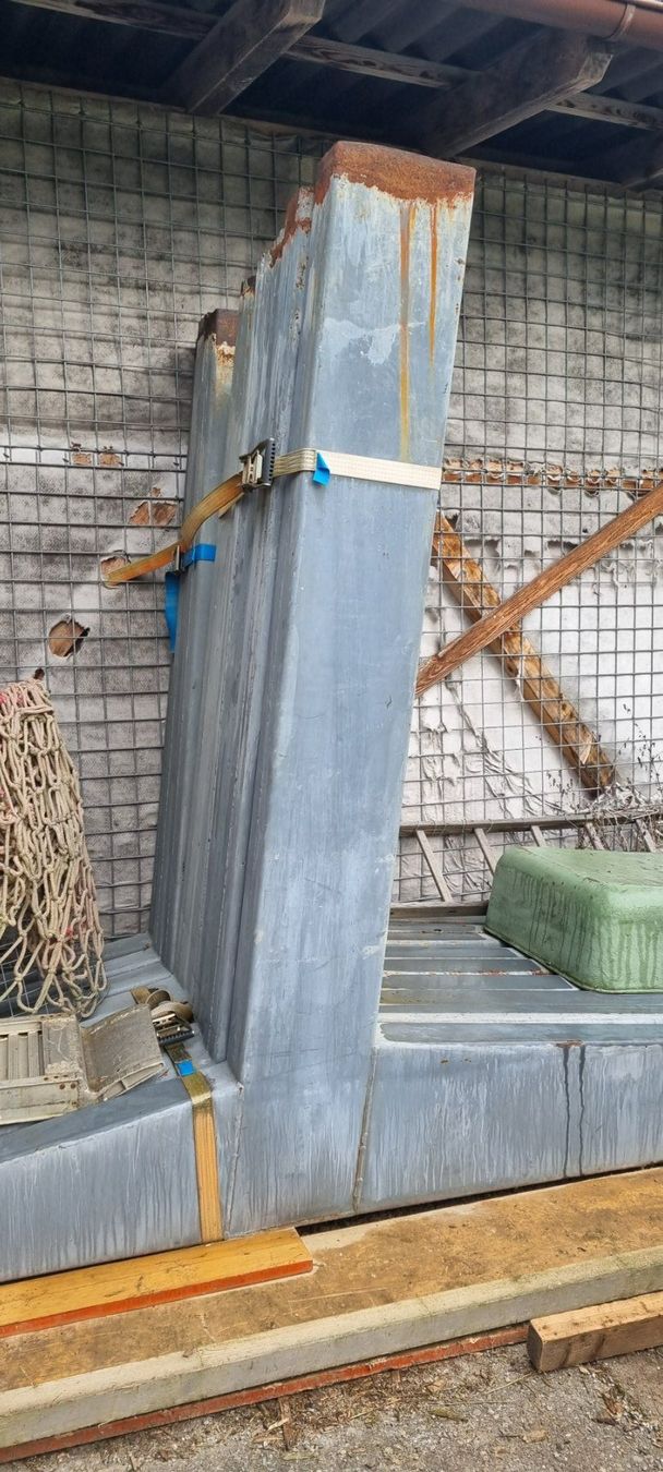 Rifugi: Carport Tragkonstruktion Metall – Usato da Gossau SG venduto da juergDaenzer 1